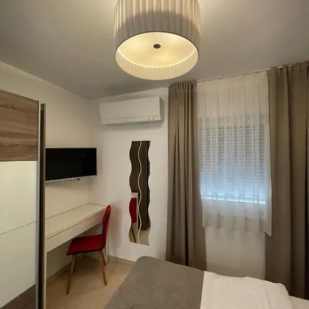 Luxury 1 Arta