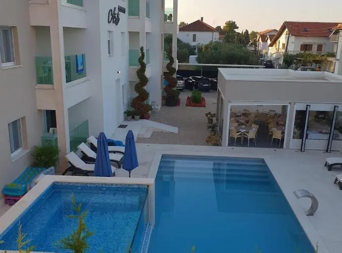 Luxury Arta Apartman